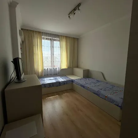 Lovely And Nice Furnished 3 In Fregata Daire Sveti Vlas
