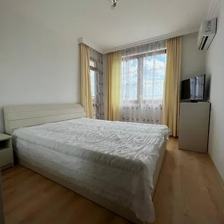 Daire Lovely And Nice Furnished 3 In Fregata *